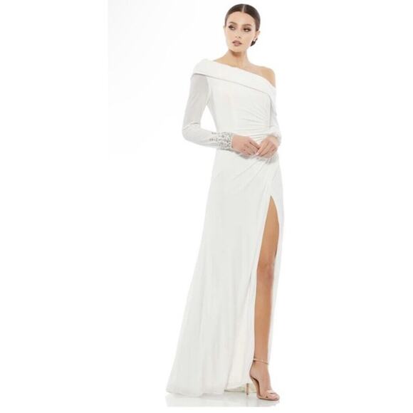 Mac Duggal BEADED CUFF DROP SHOULDER GOWN Size 6 - Picture 2 of 12